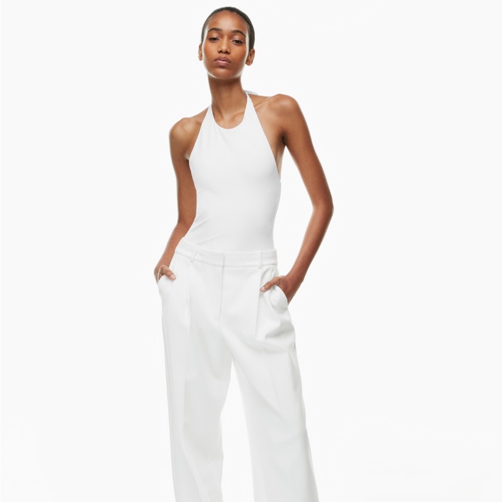 NWT Aritzia Contour Behold Halter Top - Black
